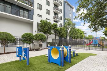 The dog park at Bay Village 1 Apartment in Palmetto Bay, FL